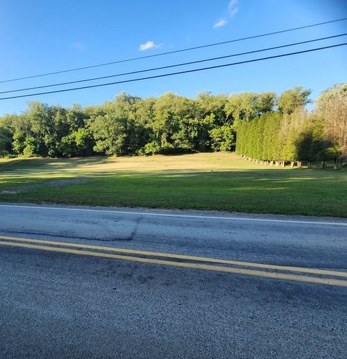 2958 Green Valley Rd, Claysville, PA, 15323-1360 | Card Image