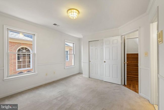 1537 Cedar Ave, Townhouse with 4 bedrooms, 5 bathrooms and null parking in MCLEAN VA | Image 28