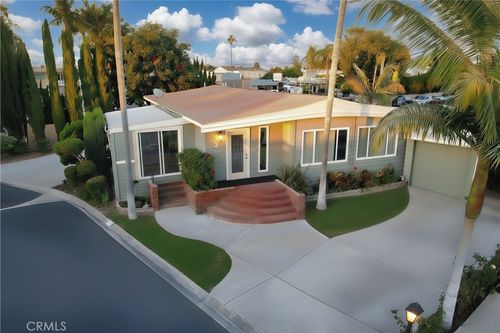 spc-2-8200 Bolsa Ave, Midway City, CA, 92655-1225 | Card Image