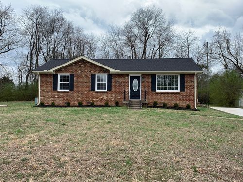 2732 Ann Dr, Clarksville, TN, 37040-5905 | Card Image