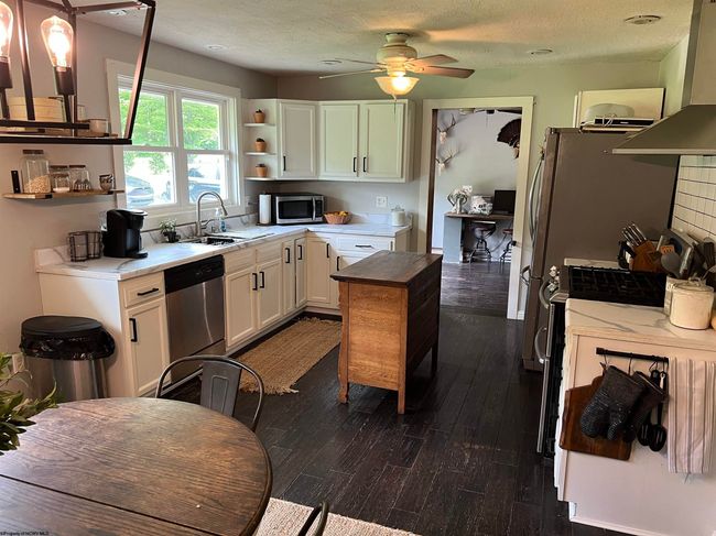 2310 Staunton Parkersburg Tpke, House other with 3 bedrooms, 2 bathrooms and 3 parking in Huttonsville WV | Image 27