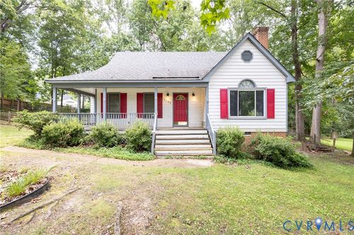 3700 Nesting Way, Chester, VA, 23831-7066 | Card Image