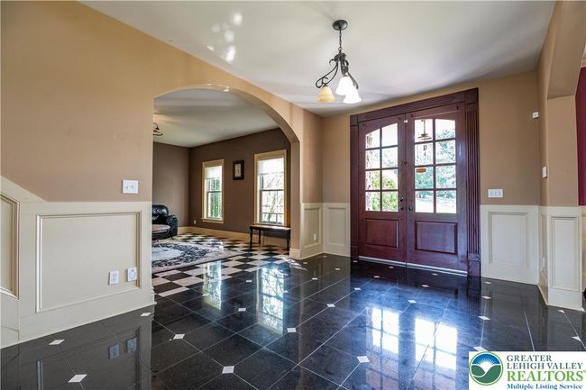 226 Sonny Dr, House other with 7 bedrooms, 6 bathrooms and null parking in Wind Gap PA | Image 7