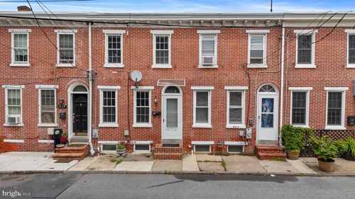 617 Cherry St, Historic New Castle, DE, 19720-5034 | Card Image