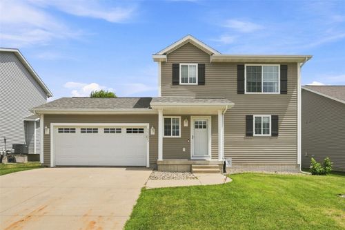 3305 Lennon Ln, Marion, IA, 52302-8929 | Card Image