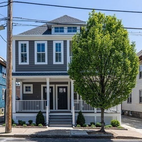 111-113 Pearson Rd, Somerville, MA, 02144-1317 | Card Image