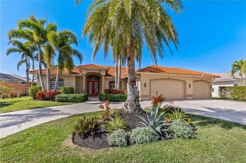 28424 Del Lago Way, BONITA SPRINGS, FL, 34135-2806 | Card Image