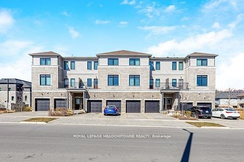 7-107 Westra Dr, Guelph, ON, N1K0A5 | Card Image