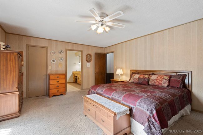 33742 Pleasant Valley Rd, House other with 3 bedrooms, 3 bathrooms and null parking in Poteau OK | Image 41