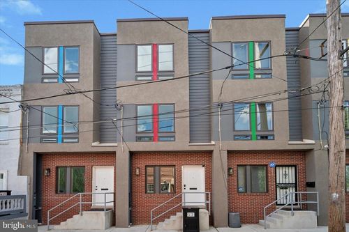 3024 N American St, PHILADELPHIA, PA, 19133-3619 | Card Image