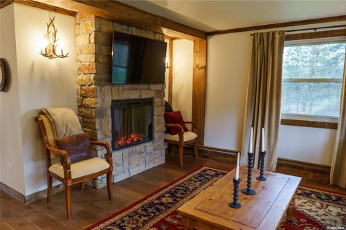 543 N Settlement Rd, Windham, NY, 12496-1313 | Card Image