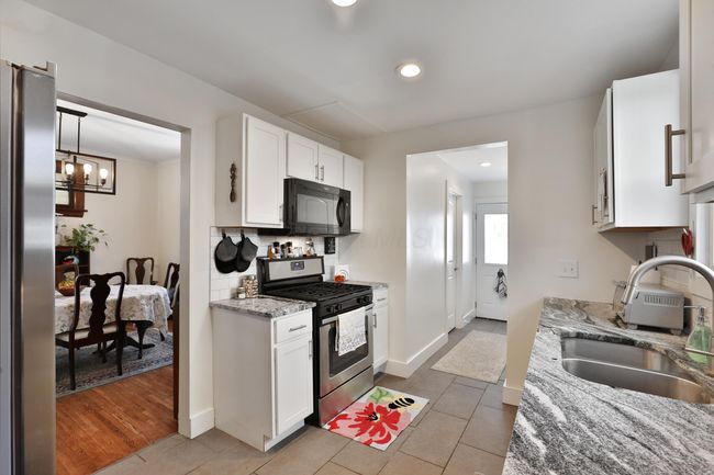 959 S Champion Ave, House other with 3 bedrooms, 2 bathrooms and null parking in Columbus OH | Image 17