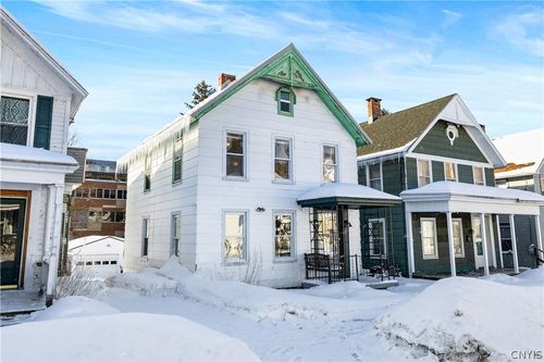 121 Loomis St, Little Falls, NY, 13365-1706 | Card Image