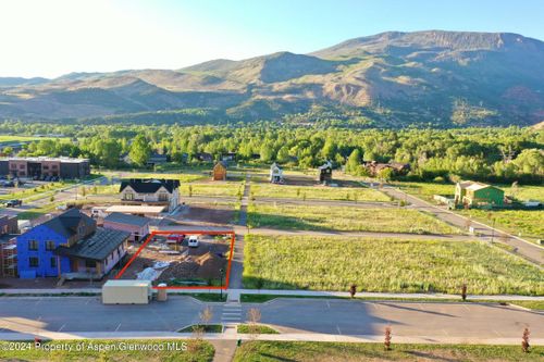 388 Amesbury Ln, Basalt, CO, 81621-9225 | Card Image