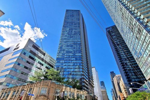 2904-832 Bay St, Toronto, ON, M5S1Z6 | Card Image