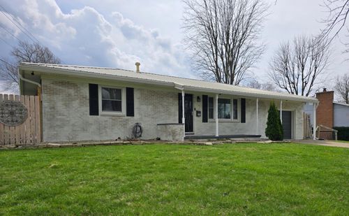 880 E Brown Ave, Bellefontaine, OH, 43311-2918 | Card Image