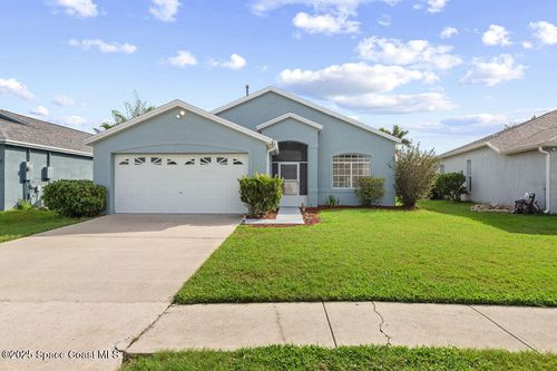 8017 Bracken Ln, Melbourne, FL, 32940-7986 | Card Image
