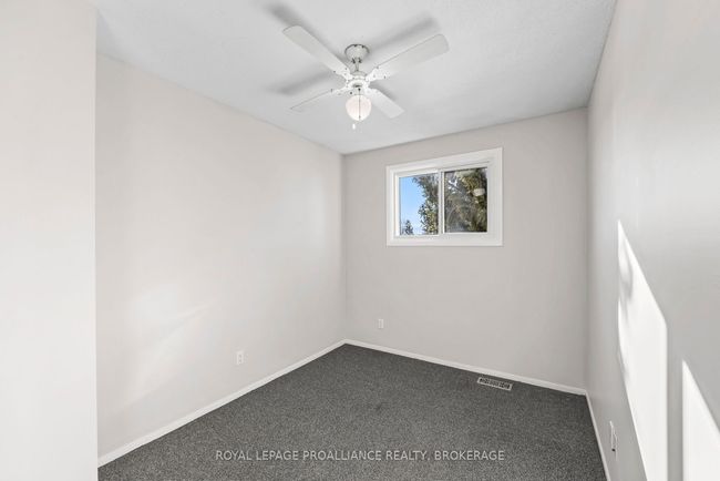 823 Datzell Lane, Condo with 3 bedrooms, 2 bathrooms and 1 parking in Kingston ON | Image 21