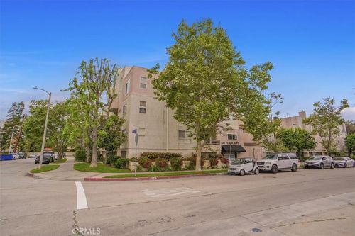 206-11230 Peach Grove St, North Hollywood, CA, 91601-4651 | Card Image