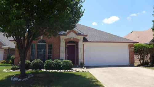 8520 Rock Creek Dr, Fort Worth, TX, 76123-2940 | Card Image
