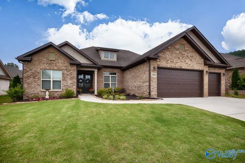 3011 Chimney Cove Cir, Brownsboro, AL, 35741-9631 | Card Image