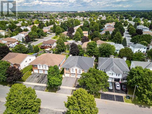 653 Barnsley Cres, Kingston, ON, K7M8X4 | Card Image