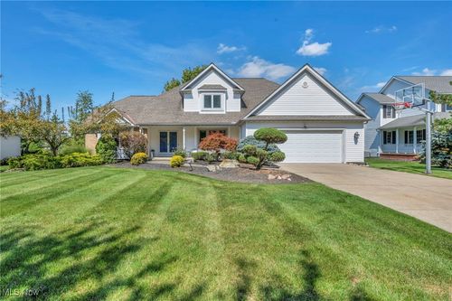 6301 Kenarden Dr, Highland Heights, OH, 44143-3713 | Card Image