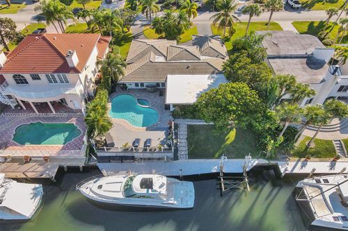 0-2661 Ne 22nd Ct, Pompano Beach, FL, 33062-1105 | Card Image