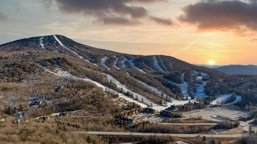 f304-59 Alpine Dr, Killington, VT, 05751-9117 | Card Image