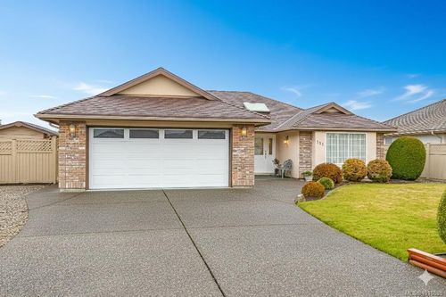 751 Anson Pl, Qualicum Beach, BC, V9K2J4 | Card Image