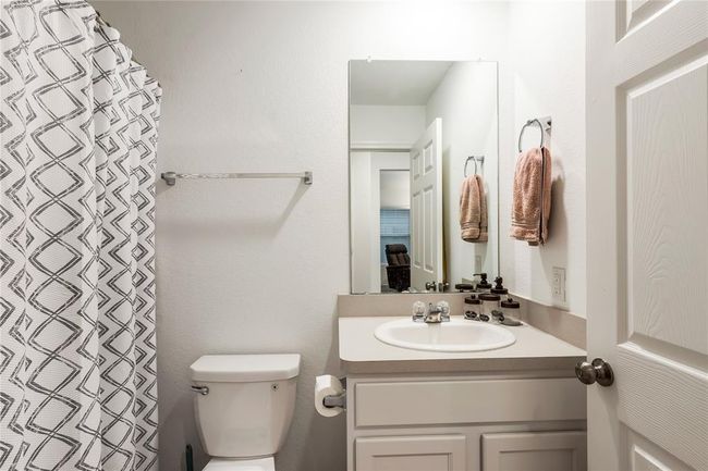 Guest bathroom with modern fixtures — clean, bright, and ready for everyday living. | Image 18