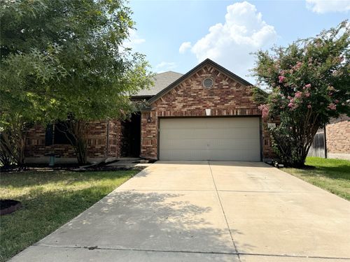 1152 Hyde Park Dr, Round Rock, TX, 78665-4024 | Card Image