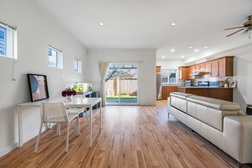 2-8271 Francis Rd, Richmond, BC, V6Y1A5 | Card Image