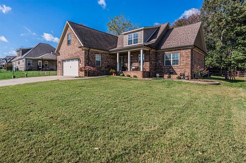 212 Chelsa Ct, Bowling Green, KY, 42101-7305 | Card Image