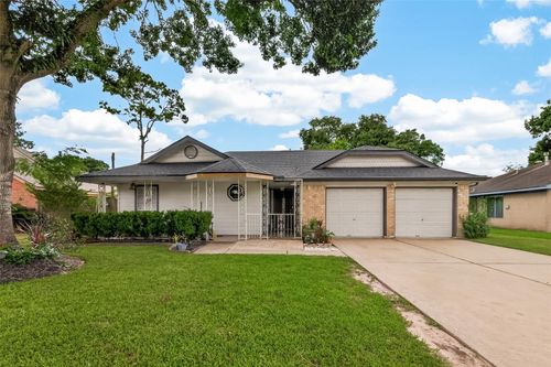 13726 Eastbourne Drive, Houston, TX, 77034 | Card Image