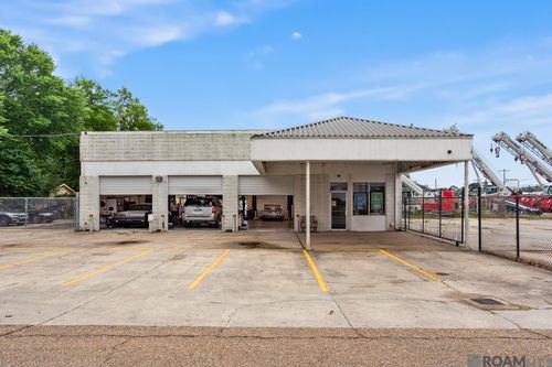 10120 Daradele Ave, Baton Rouge, LA, 70816-2042 | Card Image