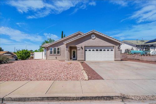 463 N 2070 E, St George, UT, 84790-1451 | Card Image