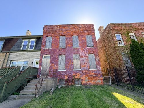 10643 S Champlain Ave, Chicago, IL, 60628-3037 | Card Image