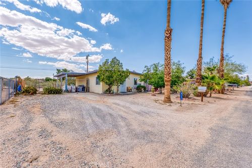 6186 Abronia Ave, 29 Palms, CA, 92277-1914 | Card Image