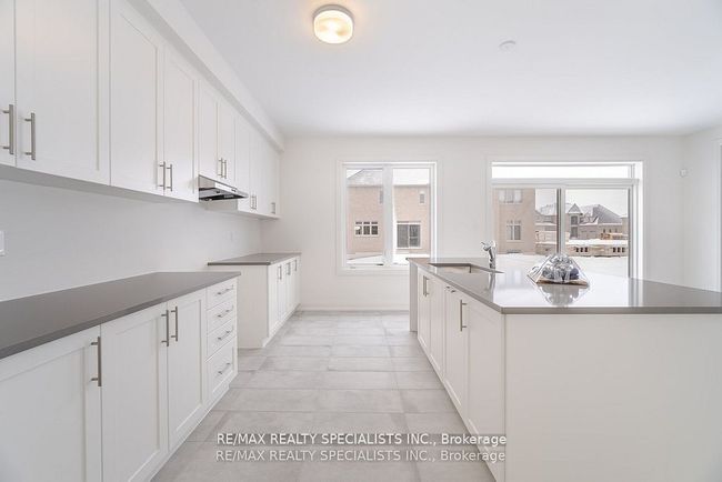 54 Marigold Blvd, House other with 4 bedrooms, 5 bathrooms and 6 parking in Tottenham ON | Image 6