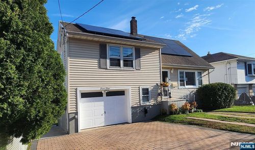 88 Columbia St, Wood Ridge, NJ, 07075-2404 | Card Image