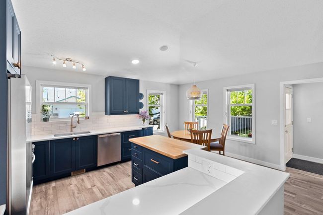 5626 55 Ave, House other with 4 bedrooms, 3 bathrooms and 4 parking in Olds AB | Image 12