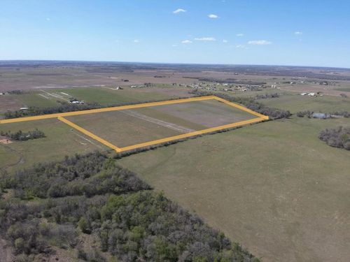 541 County Road 464, Thorndale, TX, 76577-2679 | Card Image