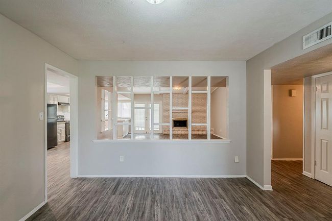 5802 Evening Shadows Ln, House other with 3 bedrooms, 2 bathrooms and 2 parking in Spring TX | Image 8