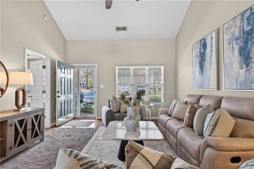96 Tannenbaum Cir, Greensboro, NC, 27410-9686 | Card Image