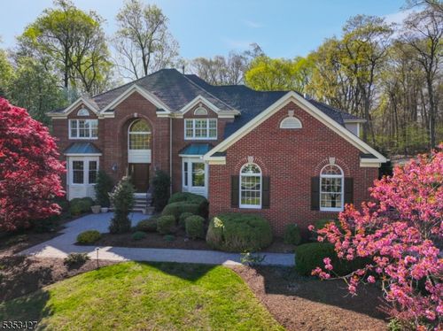 28 Talmadge Ln, Basking Ridge, NJ, 07920-2986 | Card Image