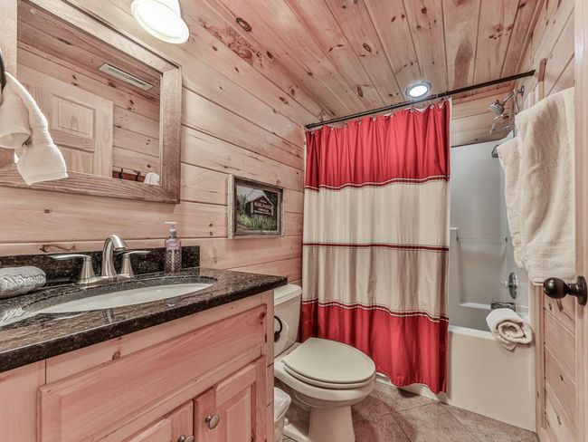 902 Laurel Creek Trl, Home with 3 bedrooms, 3 bathrooms and null parking in Cherry Log GA | Image 40