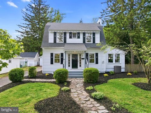 4 2nd St, RIVERTON, NJ, 08077-1102 | Card Image