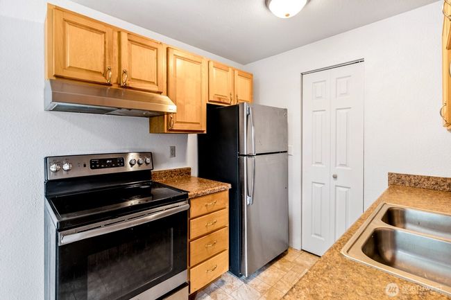 E204 - 15210 Macadam Rd S, Condo with 2 bedrooms, 2 bathrooms and 1 parking in Tukwila WA | Image 17