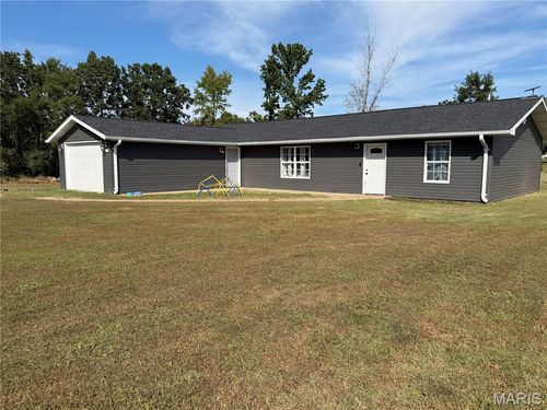 62 Marathon Ln, Poplar Bluff, MO, 63901-7731 | Card Image